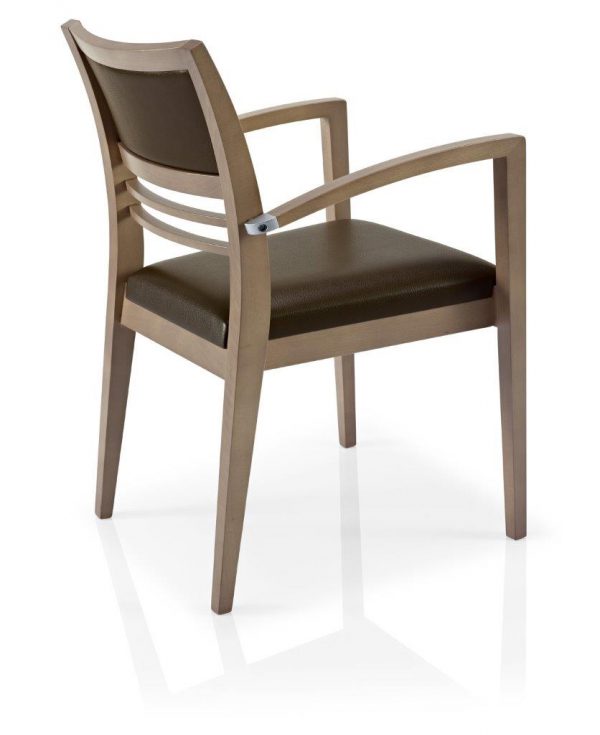 כיסא אלגנטי מעוצב